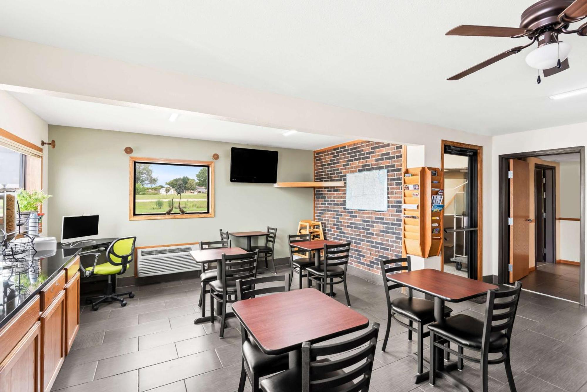 Surestay Hotel By Best Western Manchester מראה חיצוני תמונה